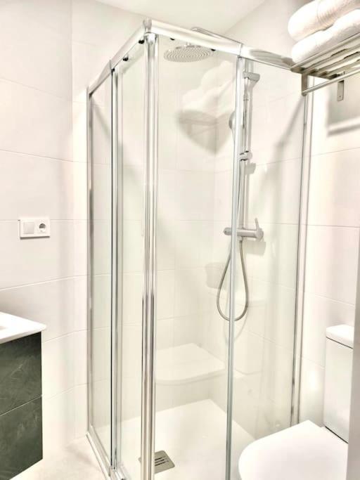 New Studio, Terrace, Parking, And Pool By 10tosea Appartement Fuengirola