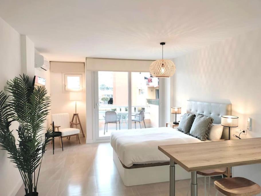 New Studio, Terrace, Parking, And Pool By 10tosea Appartement *