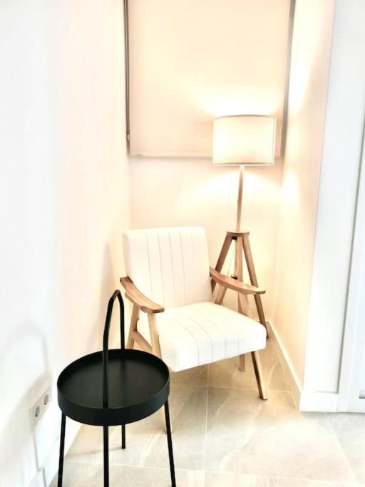 Appartement New Studio, Terrace, Parking, And Pool By 10tosea Fuengirola