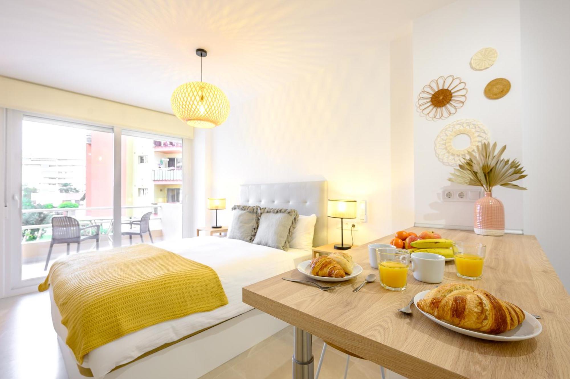 New Studio, Terrace, Parking, And Pool By 10tosea Appartement